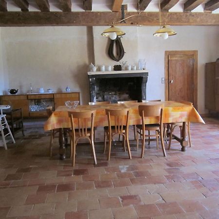 Maison Spacieuse Et Independante Avec Jardin Et Terrasse, Ideale Pour Observer La Nature En Sarthe - Fr-1-410-215 Rouperroux-le-Coquet エクステリア 写真