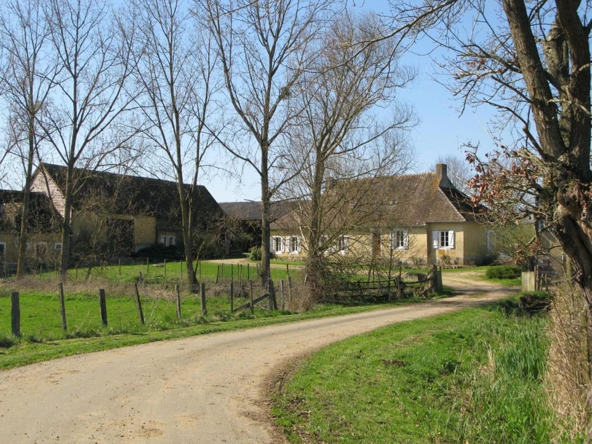 Maison Spacieuse Et Independante Avec Jardin Et Terrasse, Ideale Pour Observer La Nature En Sarthe - Fr-1-410-215 Rouperroux-le-Coquet エクステリア 写真